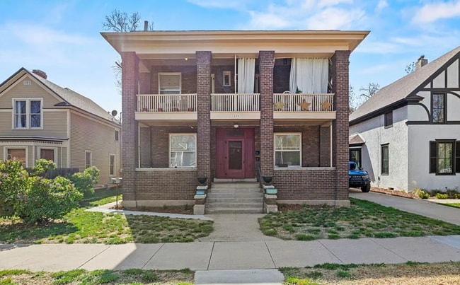 Building Photo - Spacious 1-Bedroom Apartment with Office Space Near Downtown Colorado Springs!