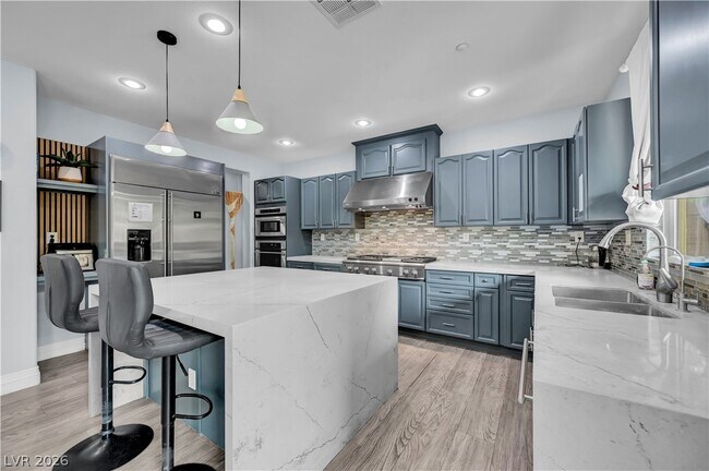 Building Photo - 1289 Vietti St