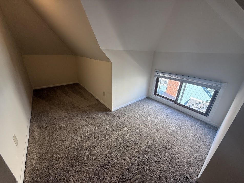 Building Photo - 315 N Blair St