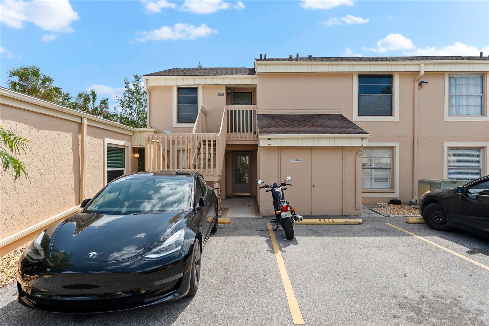 Building Photo - 6348 7th Ave W