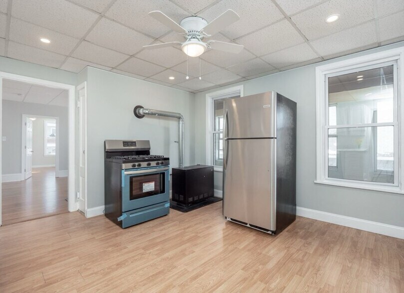 Building Photo - 95 Green Hill Pky