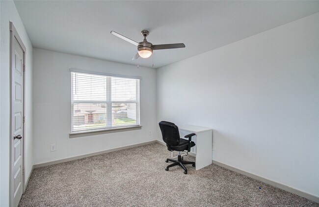 Building Photo - 22 Desert Spring Ln