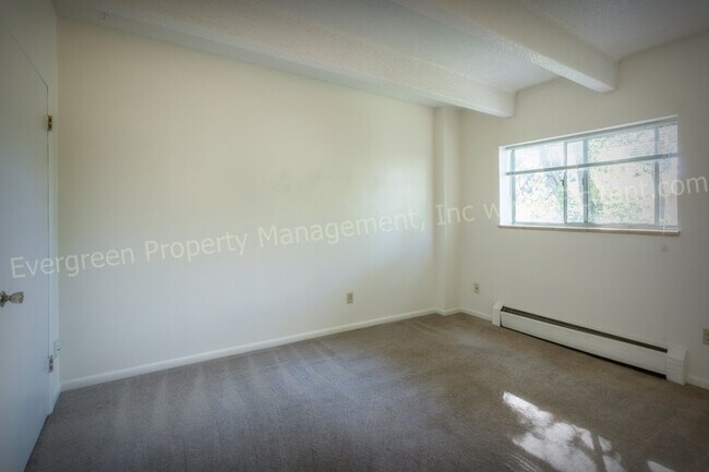 Building Photo - 1109 Alford St