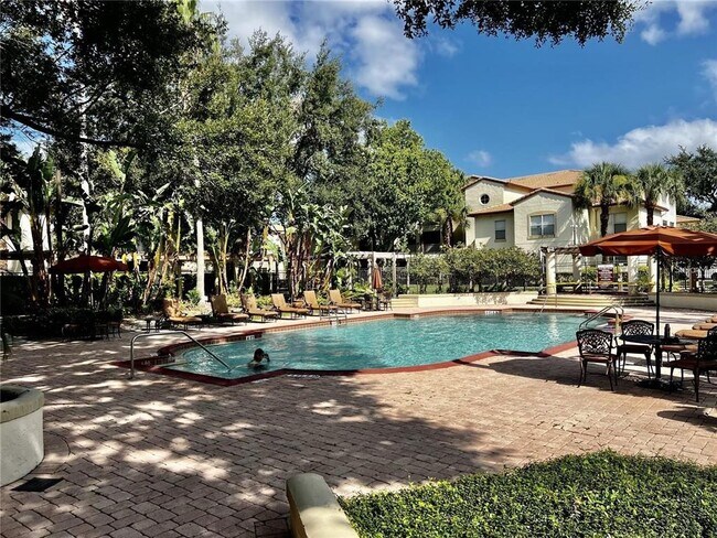 Building Photo - 829 Camargo Way
