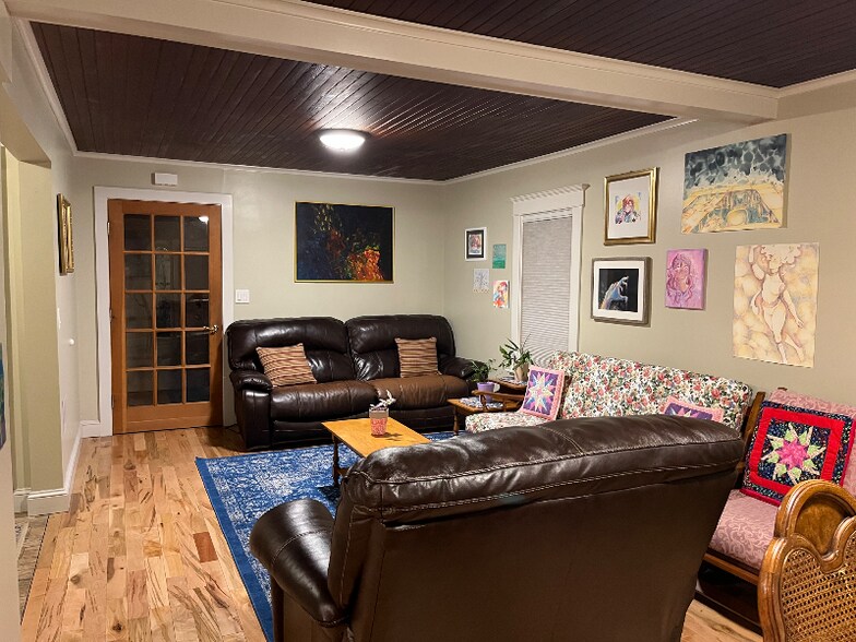 Building Photo - 1087 N Hoosac Rd