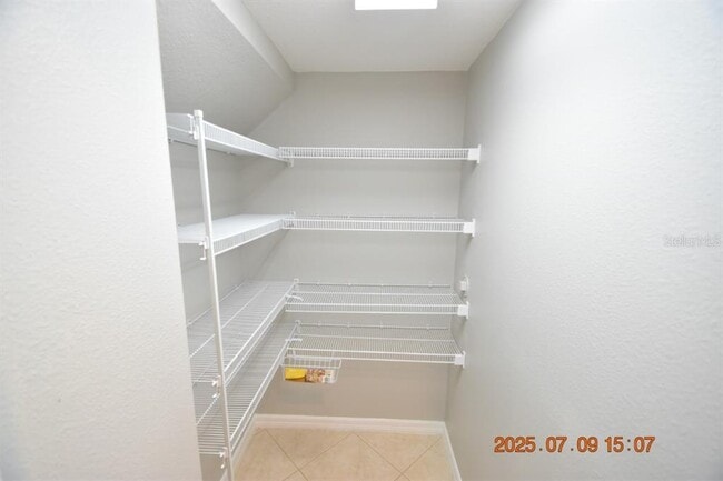 Building Photo - 2954 Birchcreek Dr