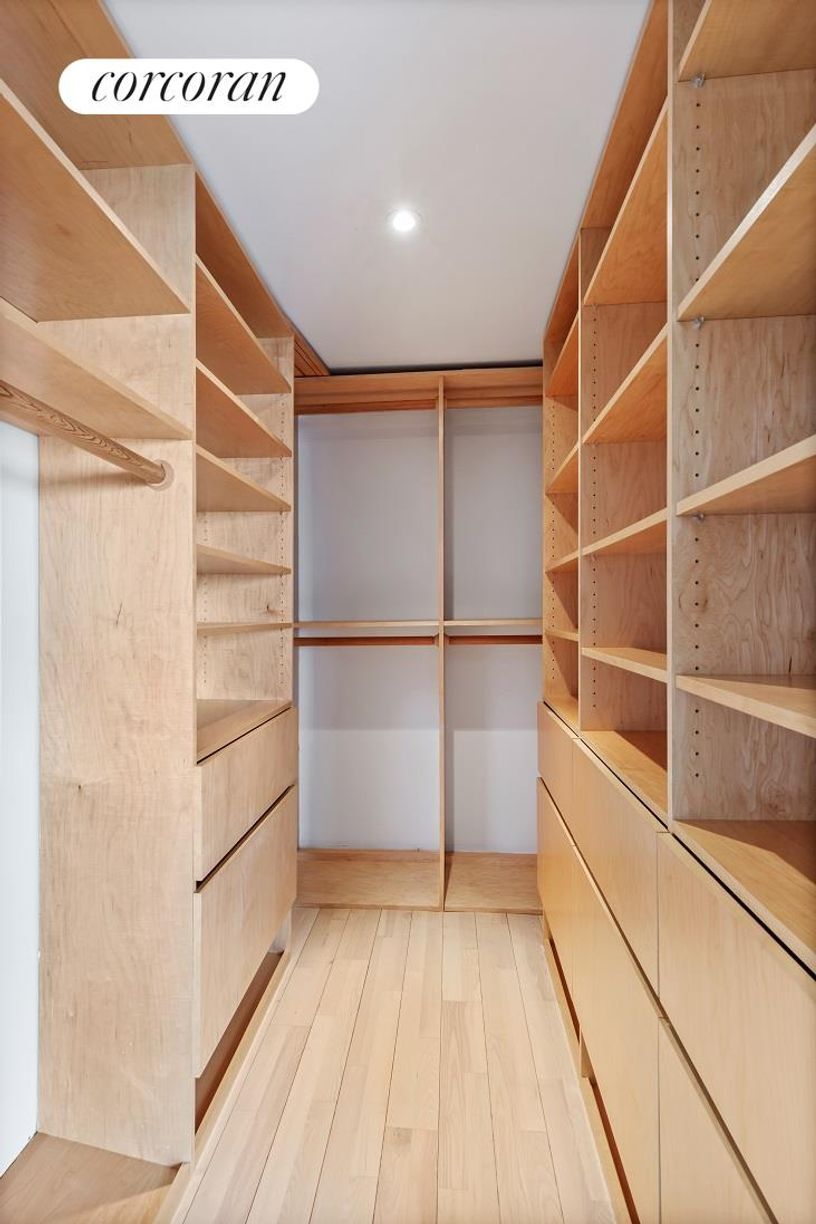 Building Photo - 322 W 57th St