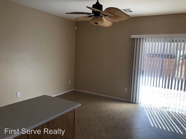 Building Photo - 3 br, 2.5 bath House - 3565 Terraza Mar Ave.