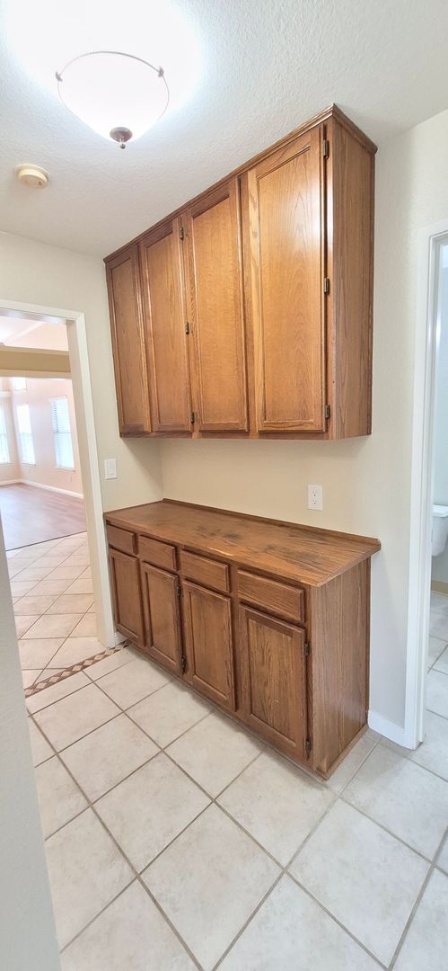 Building Photo - Ulatis Creek Estates