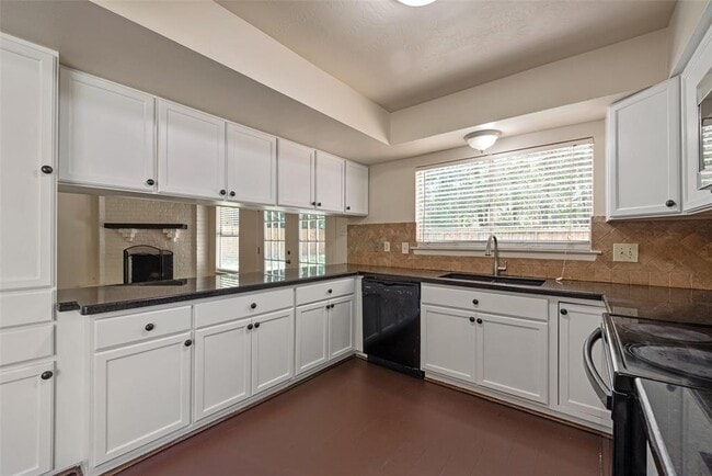 Building Photo - 1 Bellbird Ct