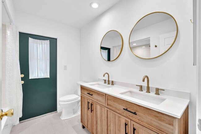 Building Photo - 12502 Baywind Ct