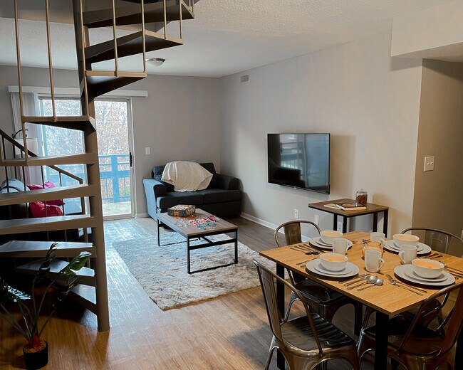 Floorplan - 202 E Chalmers St