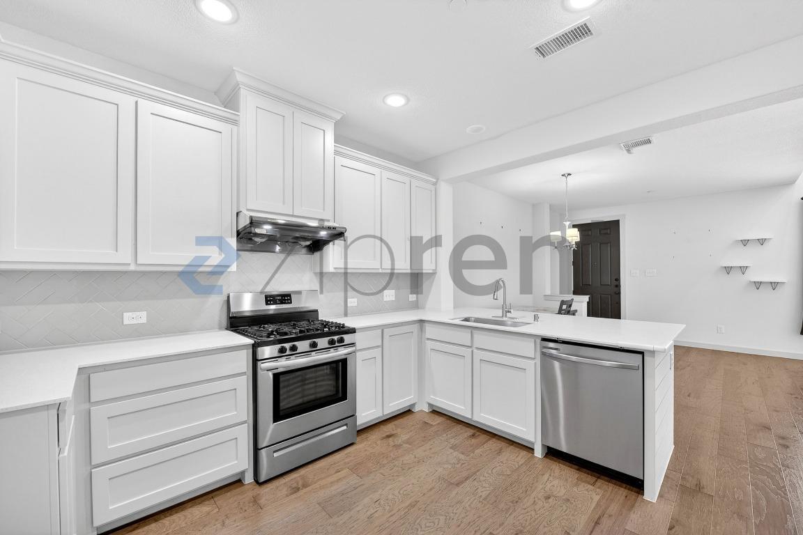 Building Photo - 3909 Sukay Dr