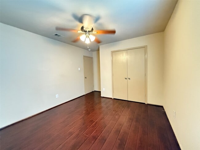 Building Photo - 24210 Silversmith Ln