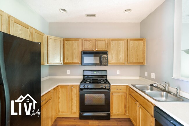 Building Photo - 1054 Reserve Way