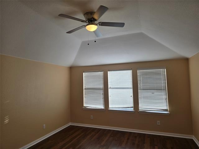 Building Photo - 224 Bluefinch Dr