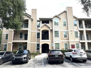 Building Photo - 2015 Erving Cir