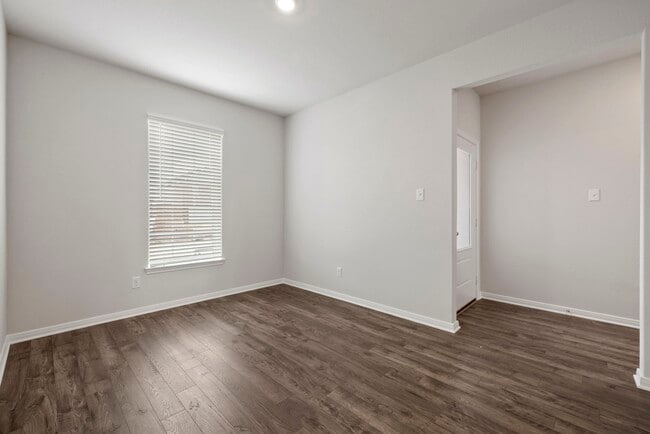 Building Photo - 7538 Tipton Meadow Way