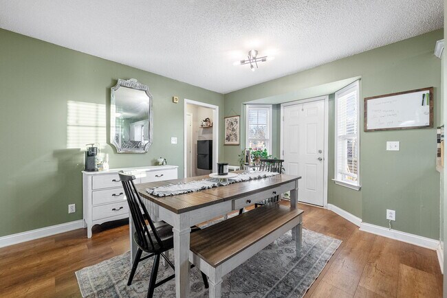 Building Photo - 1700 Cedar Springs Cir