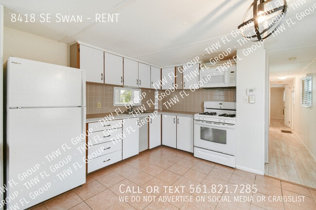 Building Photo - 8418 SE Swan-RENT