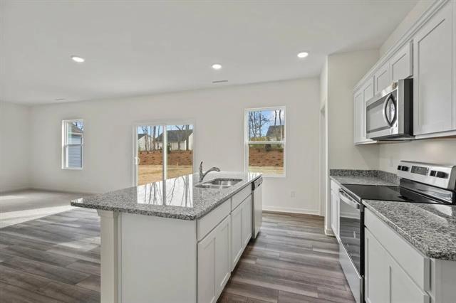 Building Photo - 4940 Redhead Dr