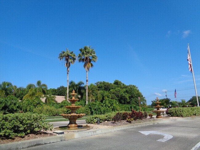 Building Photo - 4430 Corso Venetia Blvd