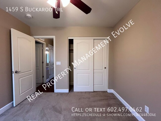 Building Photo - 1459 S Buckaroo Trail