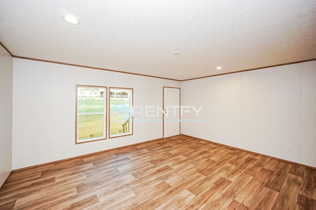 Building Photo - 174 Trivette Rd