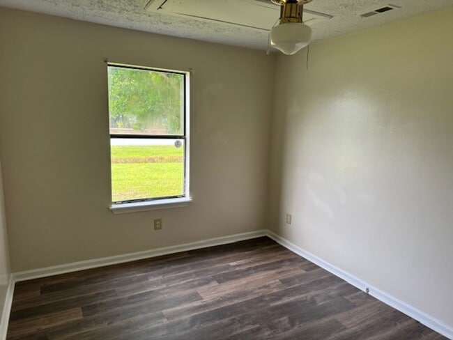 Building Photo - 307 Webb Blvd