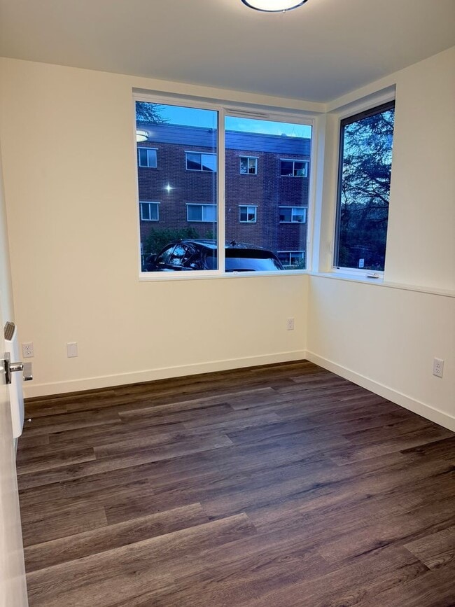 Building Photo - Brand New 3bd Townhome!