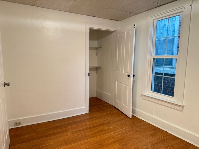 Building Photo - 3 Bedroom, 2 Bath Home in Manheim - Fenced...