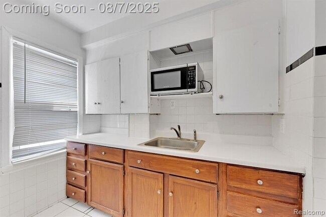 Building Photo - 4790 Williamson St