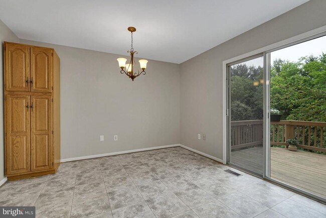 Building Photo - 44030 Gala Cir