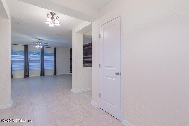 Building Photo - 2143 Chandlers Walk Ln