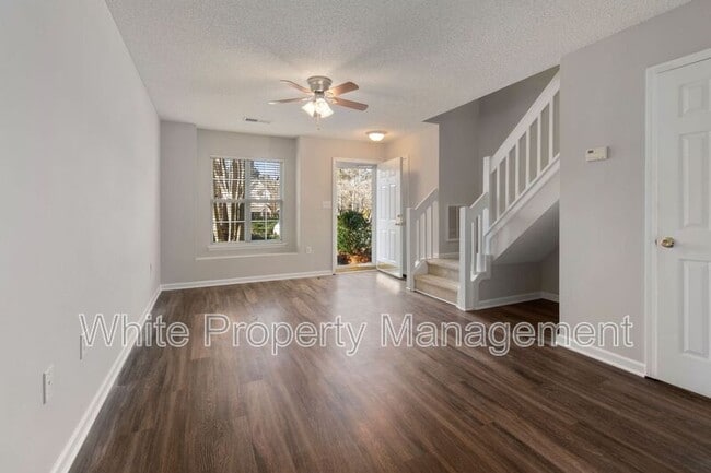 Building Photo - 12311 Bluestem Ln