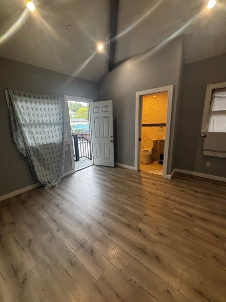 Rm#4 Space - 1726 W 22nd St