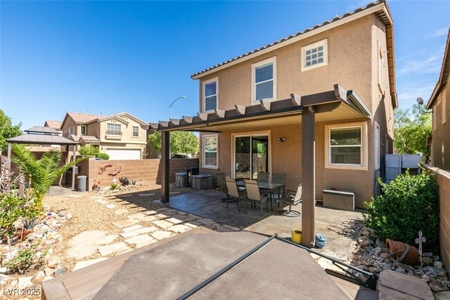 Building Photo - 9005 Semillon St