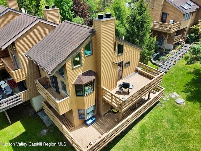 Building Photo - 174 Hunter Dr