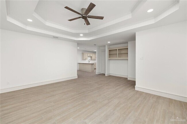 Building Photo - 309 N 36th Ln
