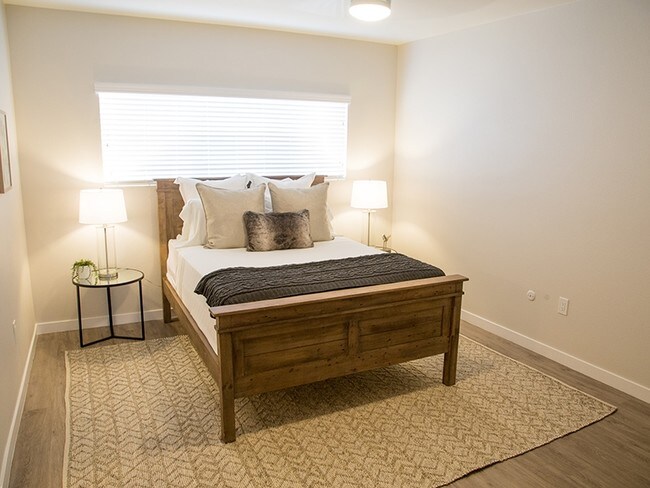 Building Photo - 16635 Yukon Ave