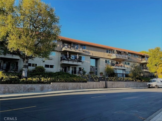 Building Photo - 2370 Via Mariposa W