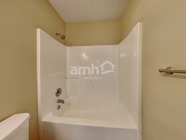 Building Photo - 209 Jones Rd