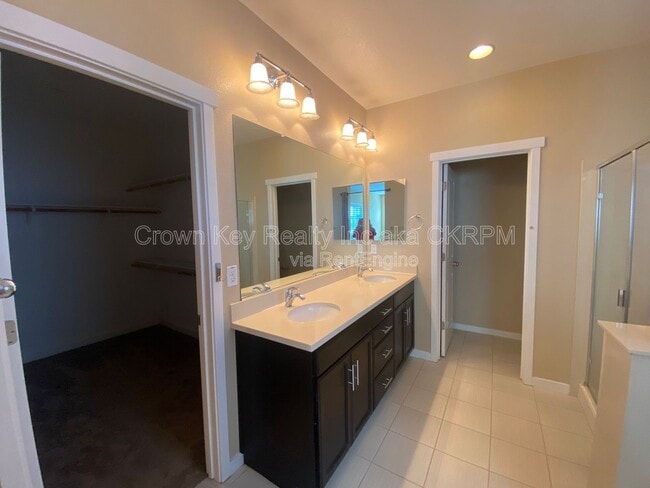 Building Photo - 18344 Spence Ave