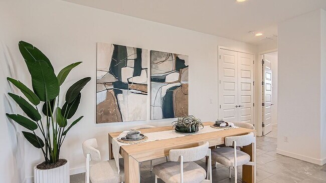 Building Photo - Single Family Home For Rent