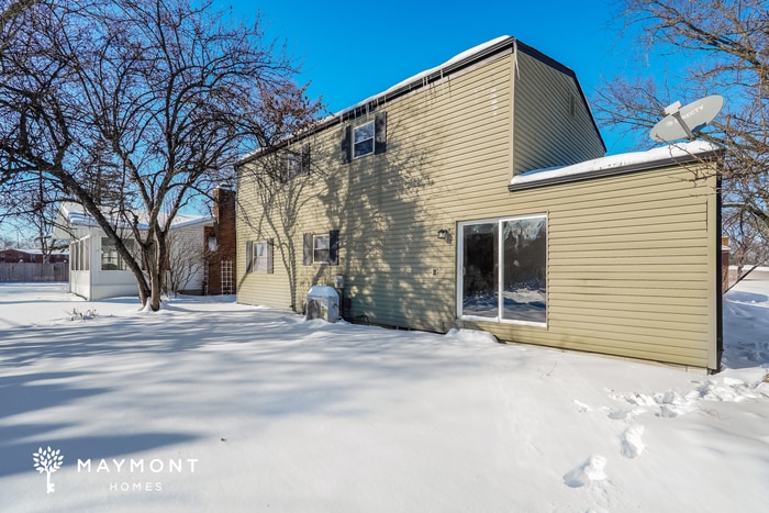 Building Photo - 3471 Simmons Dr