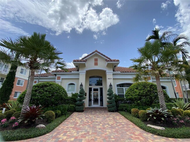 Building Photo - 9825 Baywinds Blvd