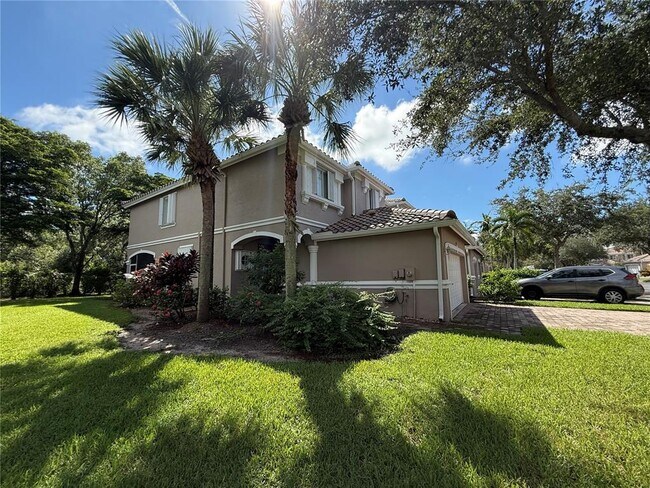 Building Photo - 3353 Antica St
