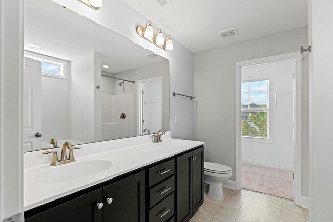 Building Photo - Landing at Lewis Creek Home For Rent!