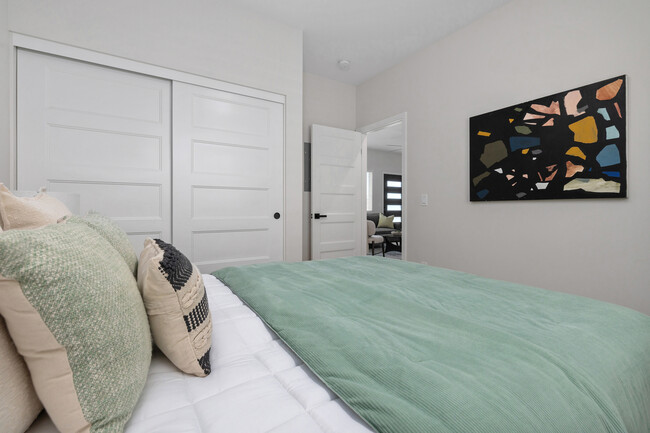 Building Photo - 3315 Clairemont Mesa Blvd