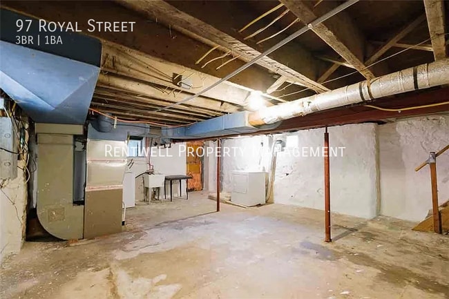 Building Photo - 97 Royal St